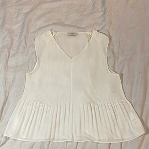Babaton Sheer Flowy Tank